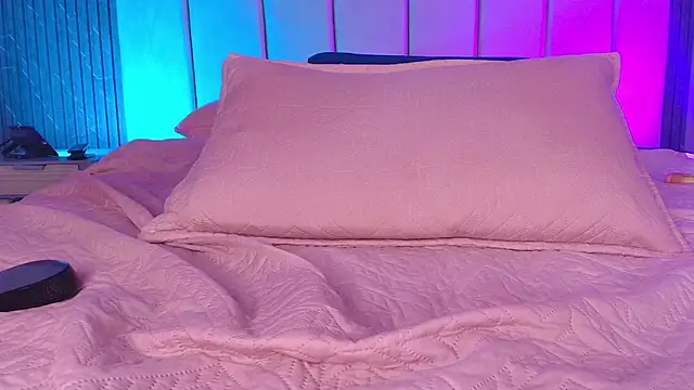 abbyrouss_ - Abbyrouss_'s free webcam - UK Sex Cams