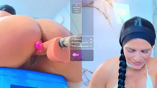 isis_car0lina - Isis_car0lina's free webcam - UK Sex Cams