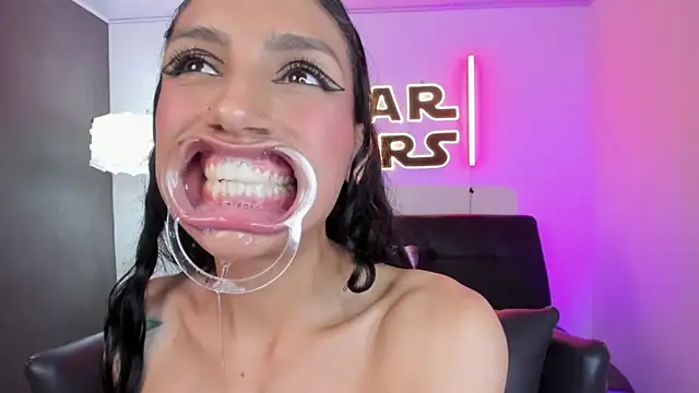 miss___evangeline webcam