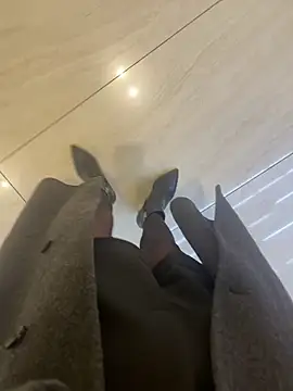 yimisun01 - Yimisun01's free webcam - UK Sex Cams