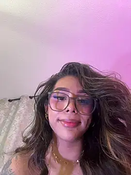 Samantha_Bernardo webcam