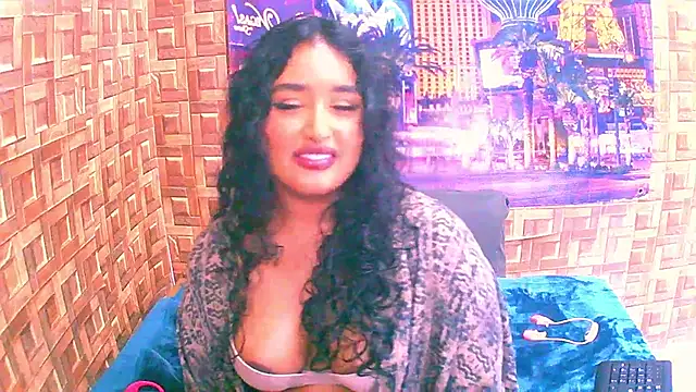 IndianAngel4u webcam