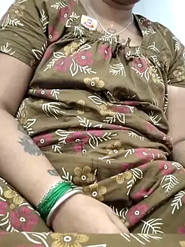 sweetqueen143 webcam