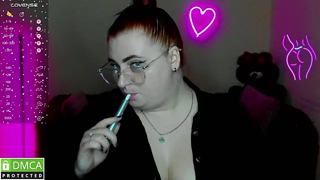 Alicia_love00 webcam