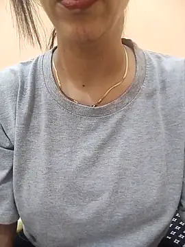 meenu_bhabhi547 webcam