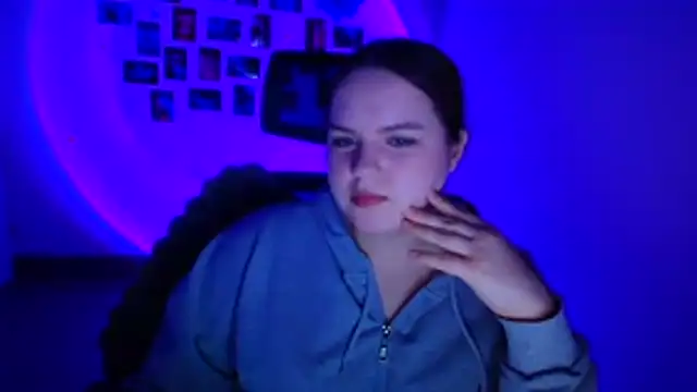 Kitty_Mia_Kitty webcam