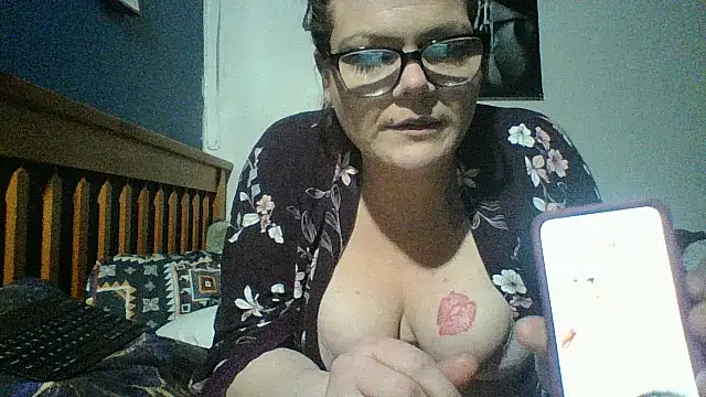 Sexymilf6992 webcam