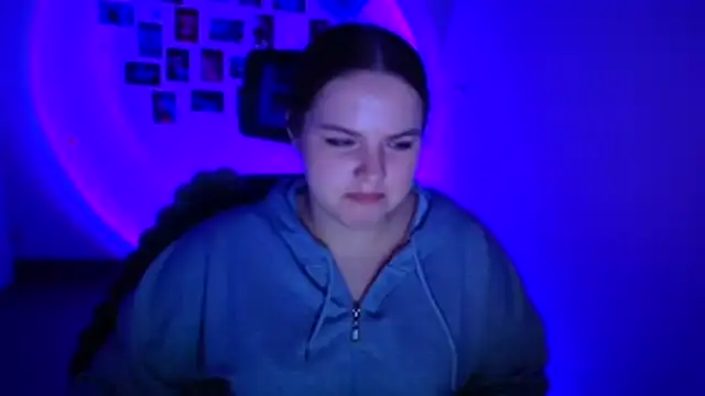 Kitty_Mia_Kitty webcam