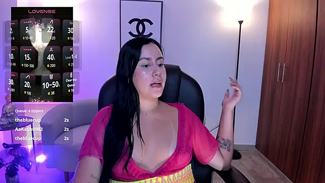 Natasha_Kiim_ webcam