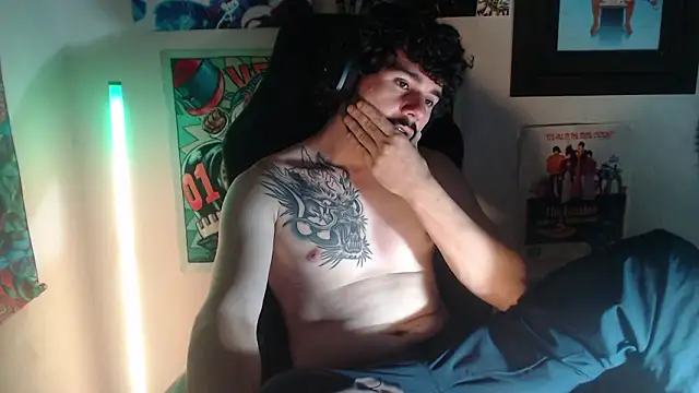 lucifersantoryu - LuciferSantoryu's free webcam - UK Sex Cams