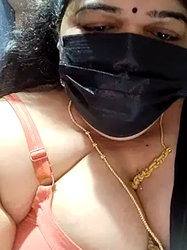 tamilthanushri webcam