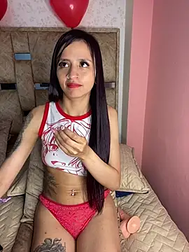 Lauraaa_pink18 webcam