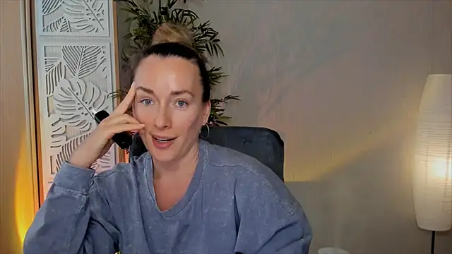 RebeccaMartinez webcam