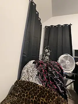 Exotic_Queen_ webcam