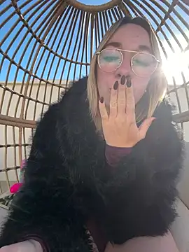 Giuliana_baby webcam