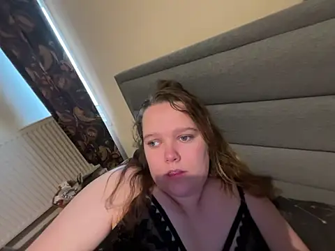 Scarletcum22 webcam