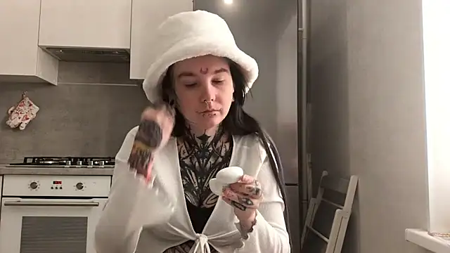 HighelikeGirl webcam