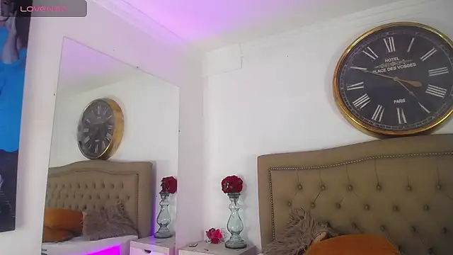 Adara_Ferrara webcam