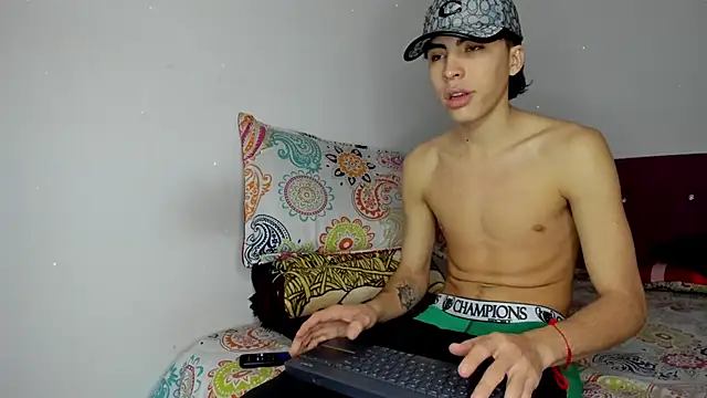 HeellBoy_ webcam