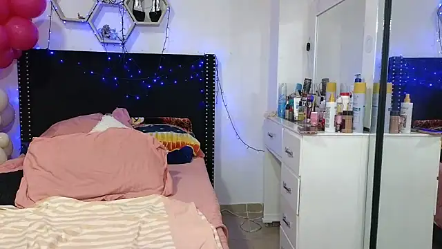 charlotte_077 webcam