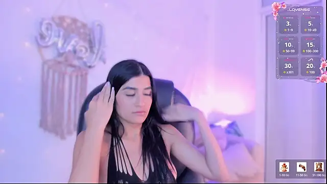 Ginni_charlotte webcam