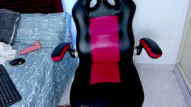 vanessa_saquirt webcam