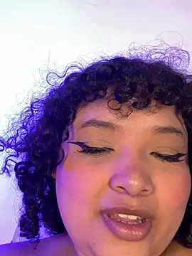 Webcam Model (lexycast)  is live.Free join now!