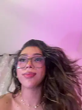 Samantha_Bernardo webcam