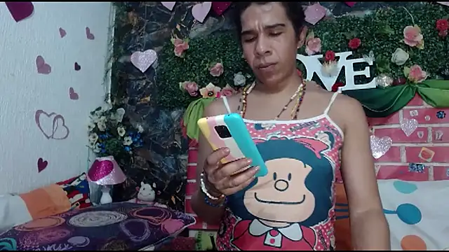 DesireDirtyTS__ webcam