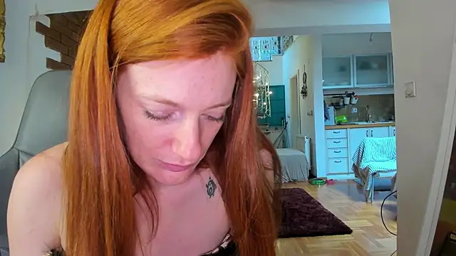 Aliceginger99 webcam