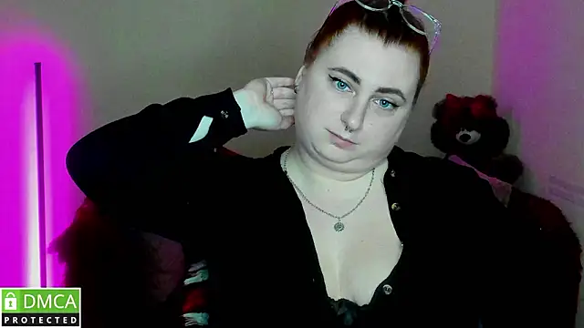 Alicia_love00 webcam