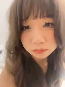 美女qilaile在线直播