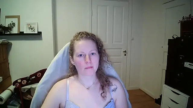 Girlnina-1995 webcam