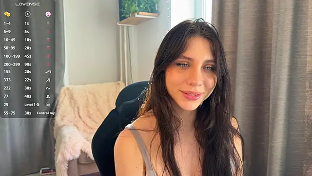 nude striptease Lunawho