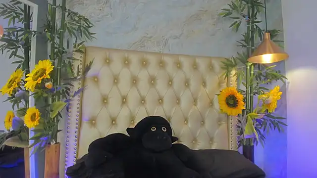 real web cam porn LittleeJaz