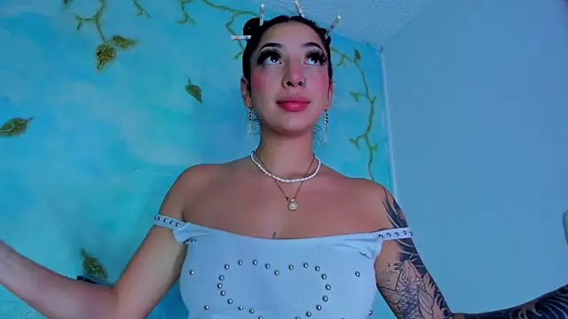 SaturnooStonee webcam