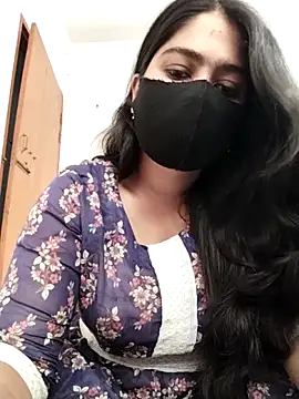 Webcam Model (Magical_Girl-)  is live.Free join now!