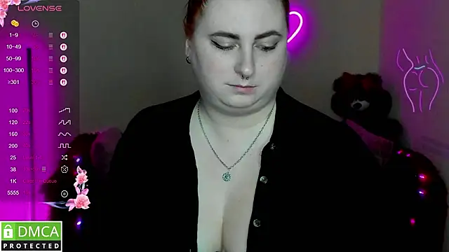 Alicia_love00 webcam