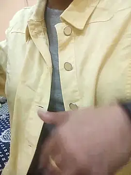 Webcam Model (meenu_bhabhi547)  is live.Free join now!