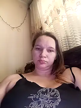 Augustina_Crys webcam