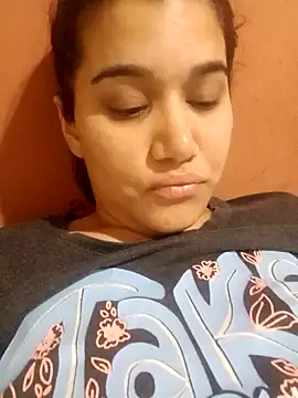 Webcam Model (danagon16)  is live.Free join now!