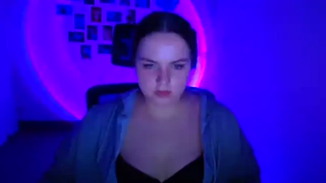 Kitty_Mia_Kitty webcam