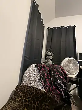 Exotic_Queen_ webcam