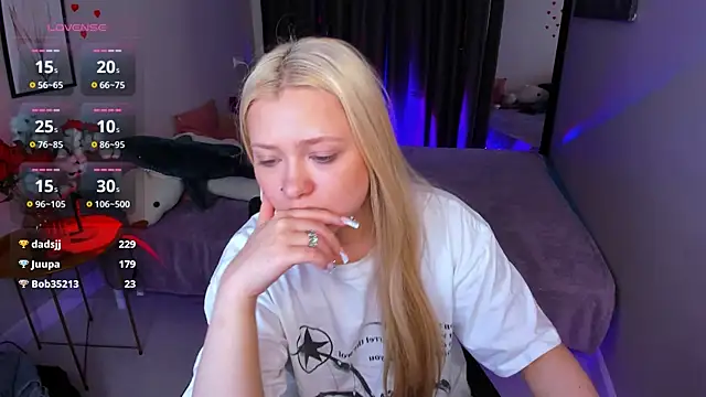 Millie_Vanillies webcam