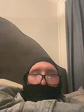 Theonly1uneedd webcam