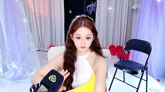 Dancer_Lucky-Nini webcam