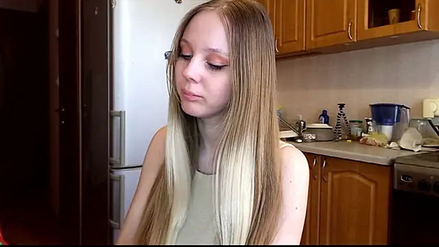 VictoriaDeese webcam