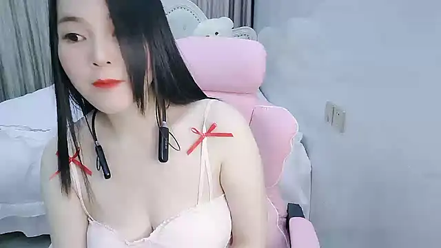 美女xiaokaixin在线直播