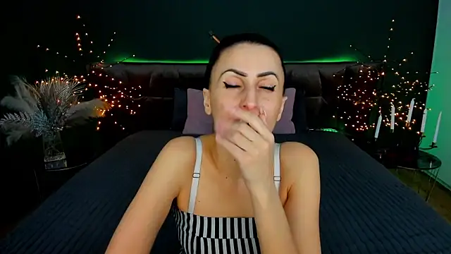 rebecca_diamond - Rebecca_Diamond's free webcam