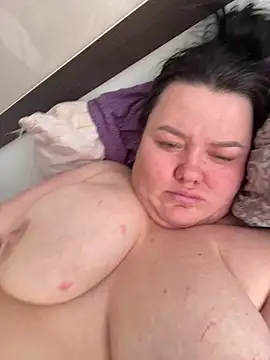 SunnyLeila2101 webcam